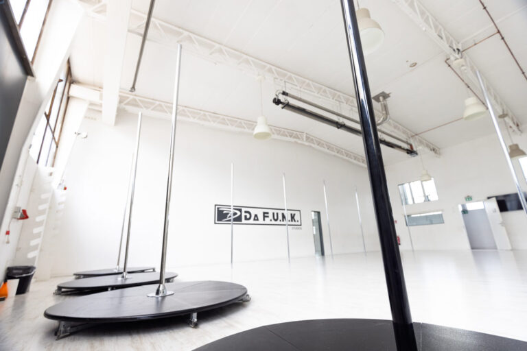 PoleDance-Studio1